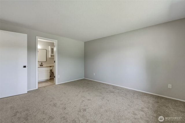 9140 Shadberry Drive SE, Olympia, WA 98513