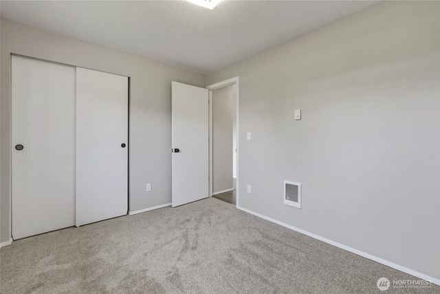 9140 Shadberry Drive SE, Olympia, WA 98513