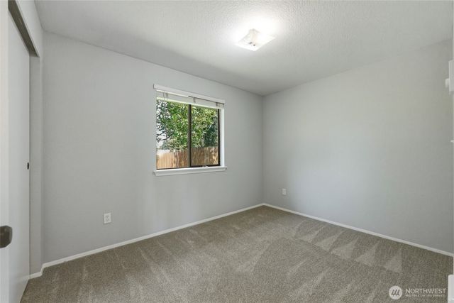 9140 Shadberry Drive SE, Olympia, WA 98513