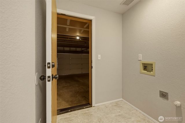 9140 Shadberry Drive SE, Olympia, WA 98513