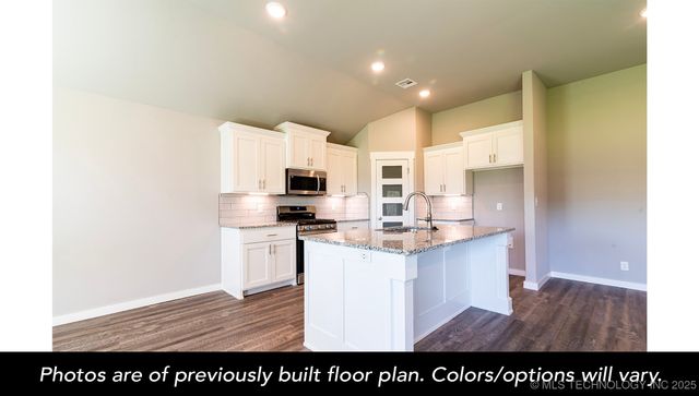 27135 E 109th Street S, Coweta, OK 74429