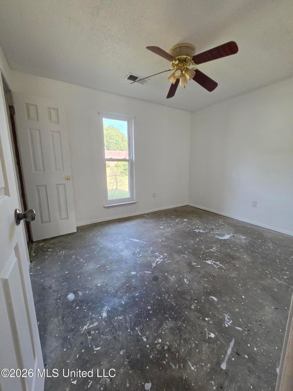114 Apple Drive, Senatobia, MS 38668 — photo 5