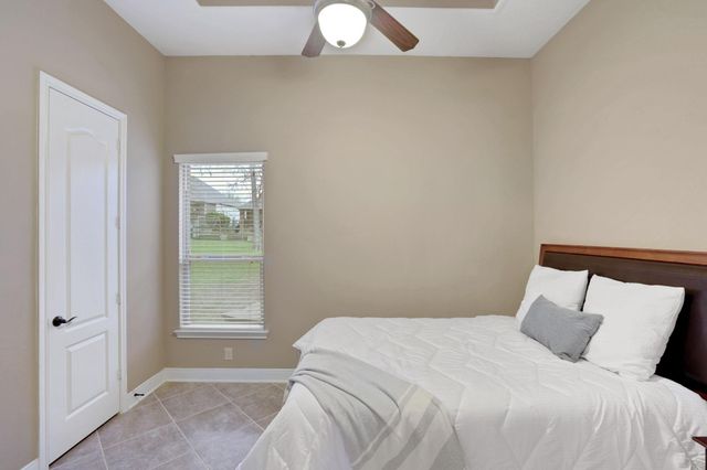 5422 Lake Hill Farm Way, Fulshear, TX 77441