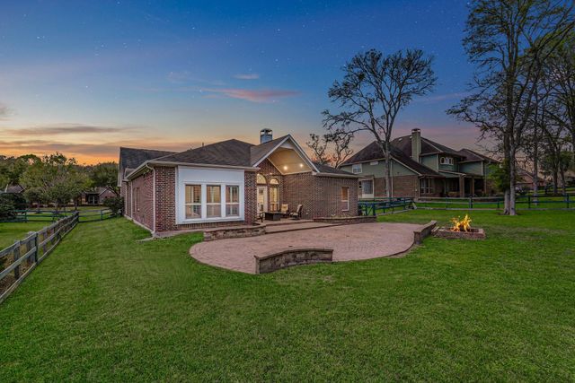 5422 Lake Hill Farm Way, Fulshear, TX 77441