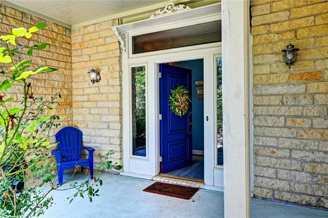 13586 Bunker Hill Drive, Willis, TX 77318