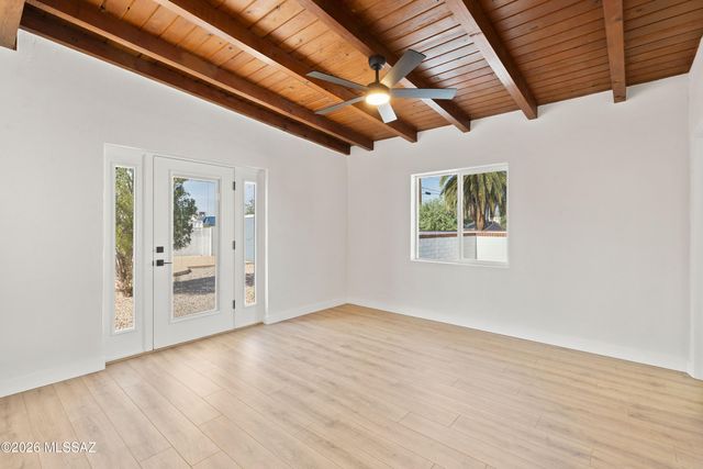 2730 E 10th Street, Tucson, AZ 85716