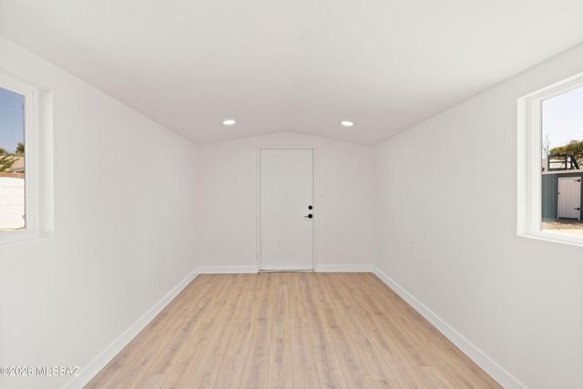 2730 E 10th Street, Tucson, AZ 85716