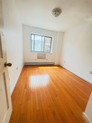 14228 37th Avenue 3D, Flushing, NY 11354