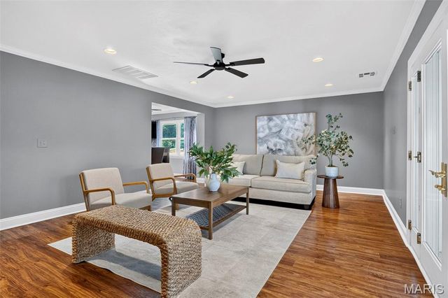10251 Midland Boulevard, Overland, MO 63114