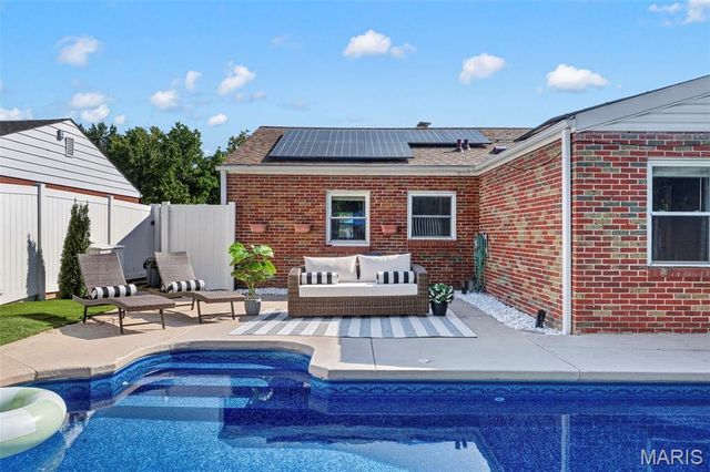 10251 Midland Boulevard, Overland, MO 63114