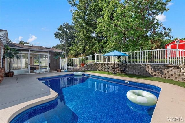 10251 Midland Boulevard, Overland, MO 63114