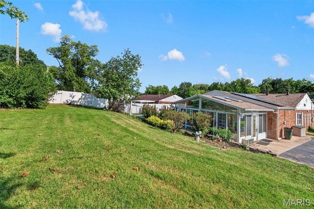10251 Midland Boulevard, Overland, MO 63114