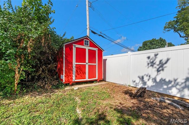 10251 Midland Boulevard, Overland, MO 63114