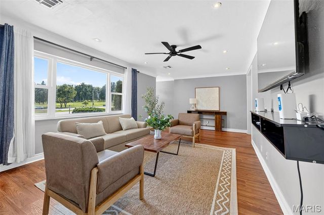 10251 Midland Boulevard, Overland, MO 63114