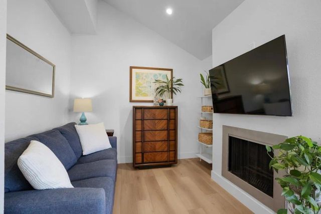 2349 Nicklaus Dr, Oceanside, CA 92056