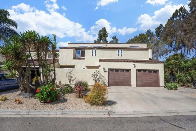 2349 Nicklaus Dr, Oceanside, CA 92056