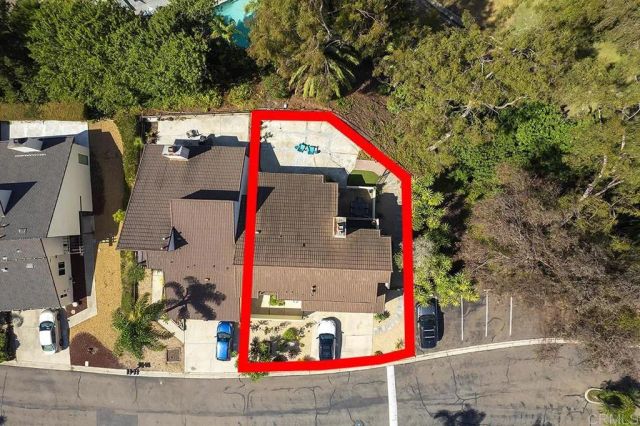 2349 Nicklaus Dr, Oceanside, CA 92056