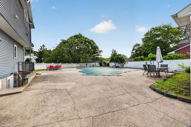 60 Steuben Boulevard, Nesconset, NY 11767
