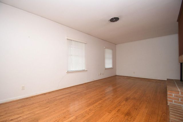 4054 Cheena Drive, Houston, TX 77025