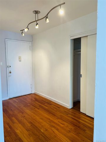 99-10 60th Avenue 5-F, Corona, NY 11368