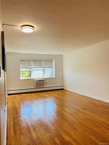 99-10 60th Avenue 5-F, Corona, NY 11368