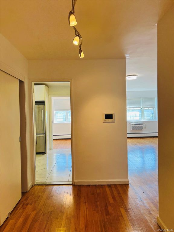 99-10 60th Avenue 5-F, Corona, NY 11368 — photo 5