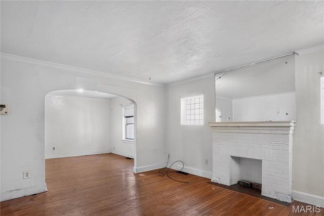 3502 West Place, St Louis, MO 63121