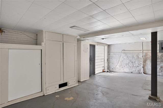 3502 West Place, St Louis, MO 63121