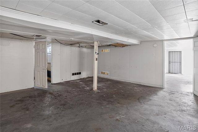 3502 West Place, St Louis, MO 63121
