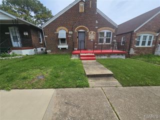 3502 West Place, St Louis, MO 63121