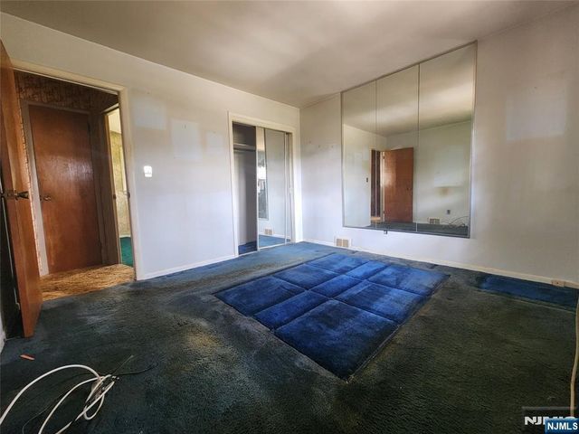 286 Cupsaw Drive, Ringwood, NJ 07456