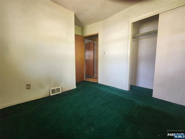 286 Cupsaw Drive, Ringwood, NJ 07456