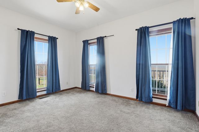 450 Drowning Creek Rd, Crossville, TN 38571