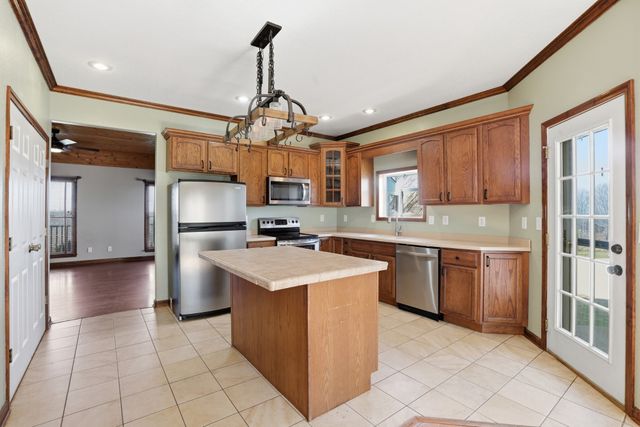 450 Drowning Creek Rd, Crossville, TN 38571