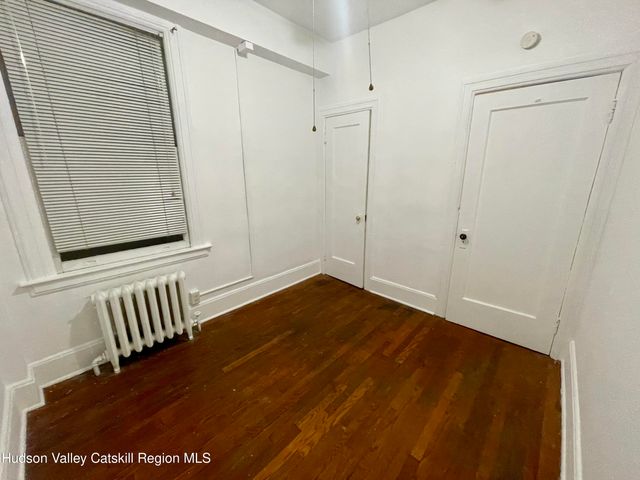 711 Warren Street 4, Hudson, NY 12534