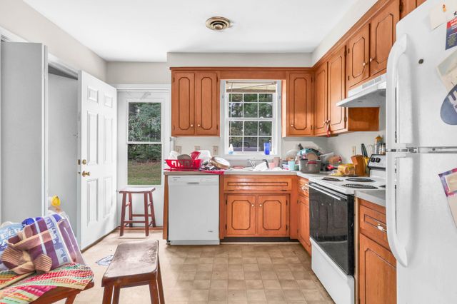 344 Dupuis Dr, Clarksville, TN 37042