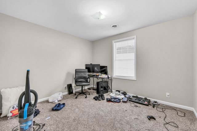 344 Dupuis Dr, Clarksville, TN 37042