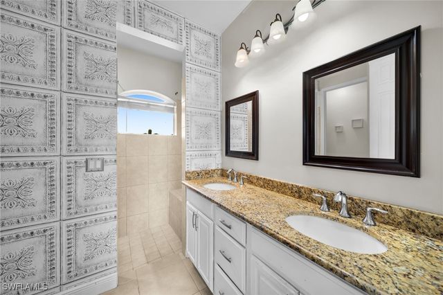 3326 SW 8TH ST, Cape Coral, FL 33991