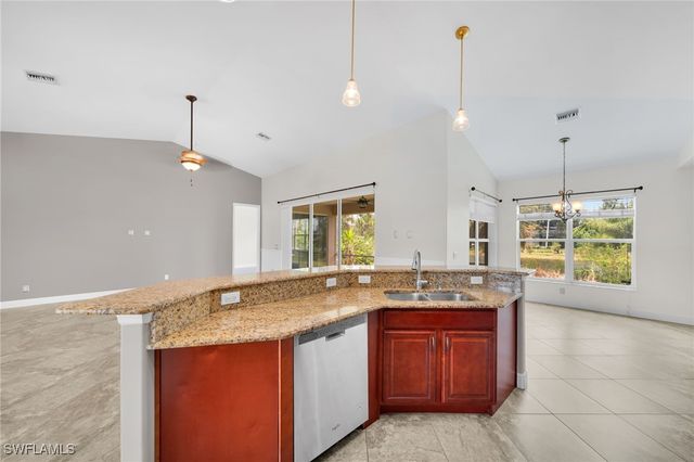 3326 SW 8TH ST, Cape Coral, FL 33991