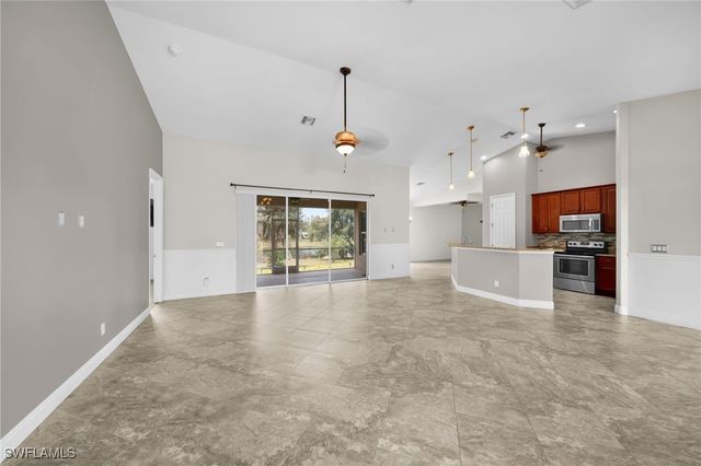 3326 SW 8TH ST, Cape Coral, FL 33991