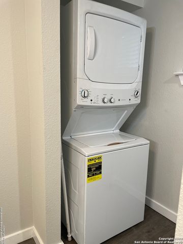 1815 SANTA BARBARA, San Antonio, TX 78201