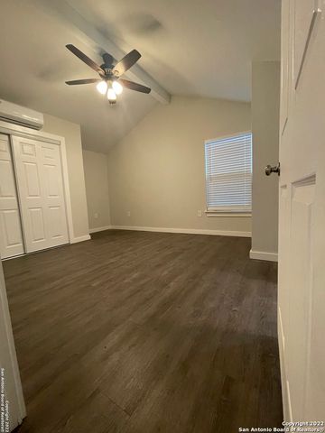 1815 SANTA BARBARA, San Antonio, TX 78201