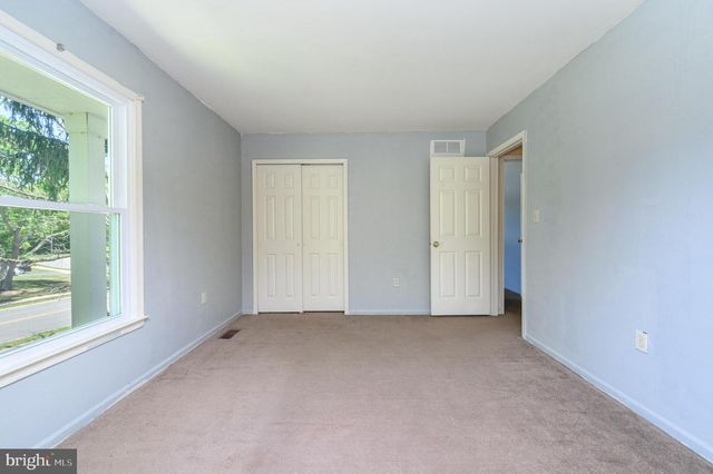 23 GULICK LANE, Plainsboro, NJ 08536