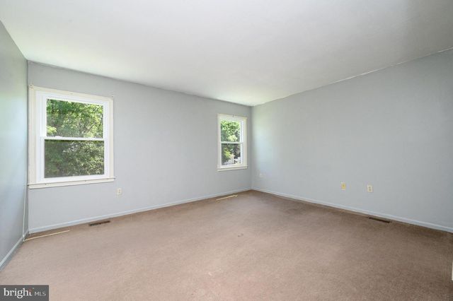 23 GULICK LANE, Plainsboro, NJ 08536
