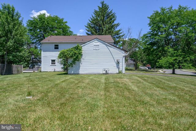 23 GULICK LANE, Plainsboro, NJ 08536