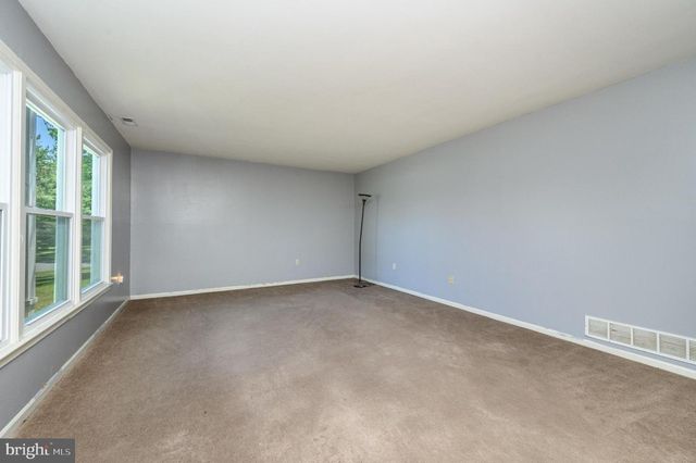 23 GULICK LANE, Plainsboro, NJ 08536