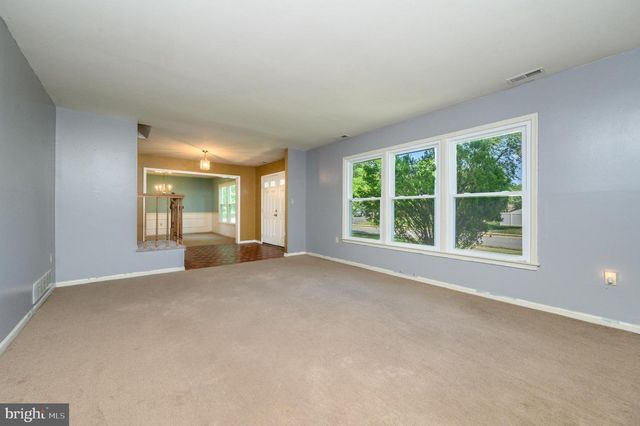 23 GULICK LANE, Plainsboro, NJ 08536