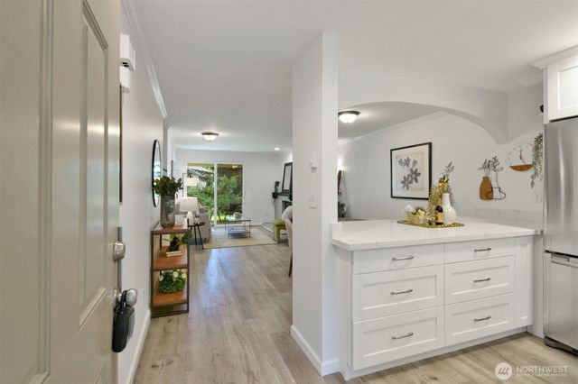 11435 105th Court NE, Kirkland, WA 98033