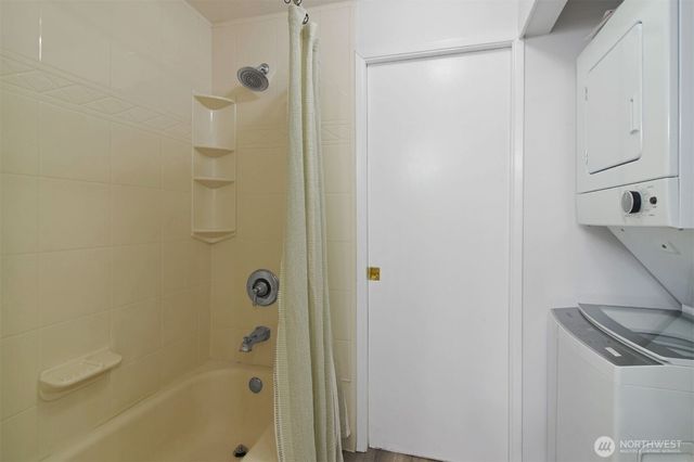 11435 105th Court NE, Kirkland, WA 98033
