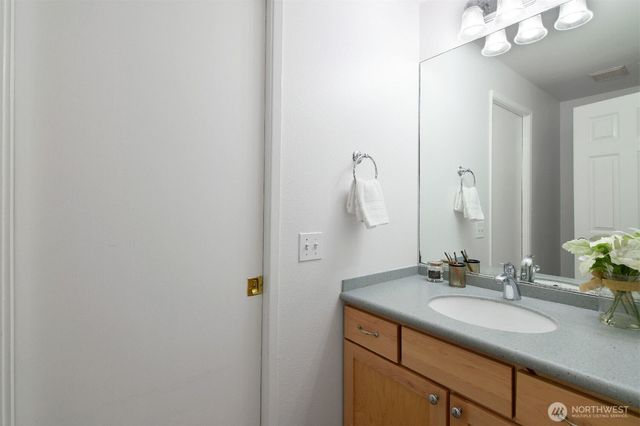 11435 105th Court NE, Kirkland, WA 98033